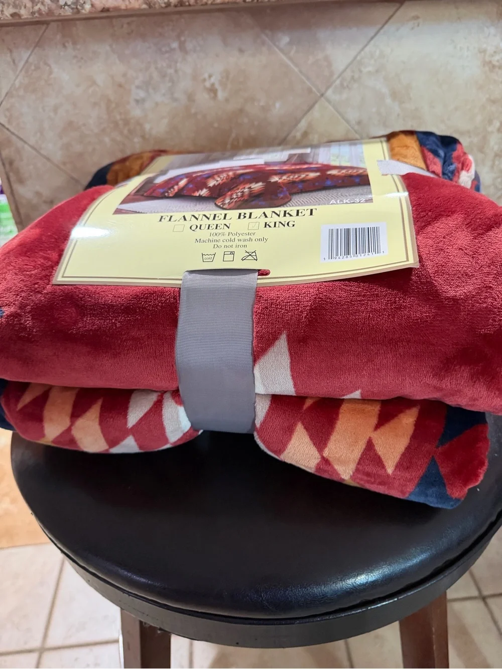 Premium Queen Southwest tribal Aztec Geometric Plush fleece Blanket -